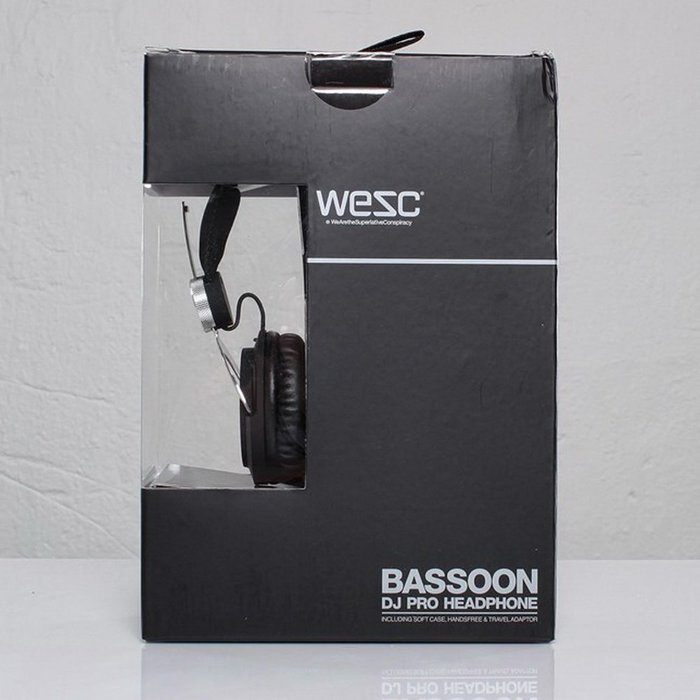 Наушники WeSC Bassoon DJ Pro черные + серебристые Наушники WeSC Bassoon DJ Pro черные + серебристые