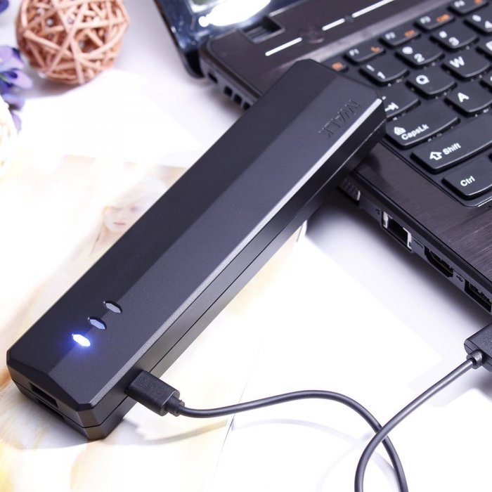 Внешний аккумулятор iWalk Supreme 10400mAh Duo черный Внешний аккумулятор iWalk Supreme 10400mAh Duo черный