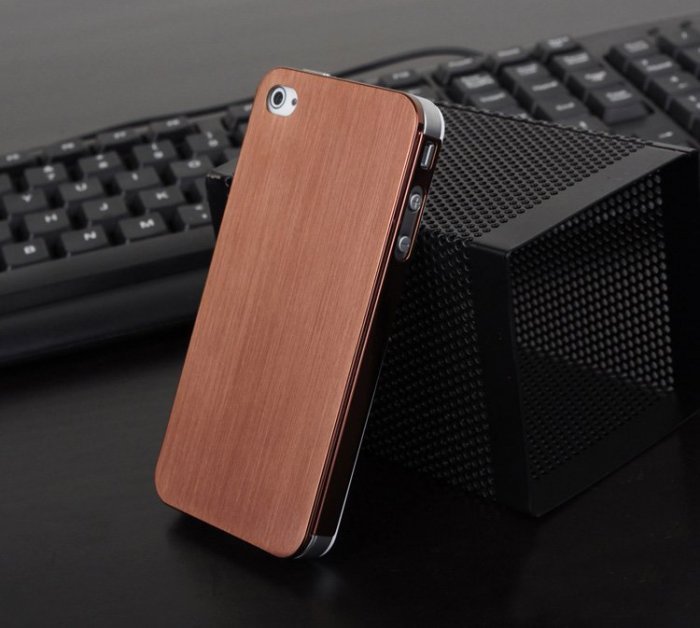 Металлический чехол NewCase Ultra Thin коричневый для iPhone 5/5S/SE Металлический чехол NewCase Ultra Thin коричневый для iPhone 5/5S/SE
