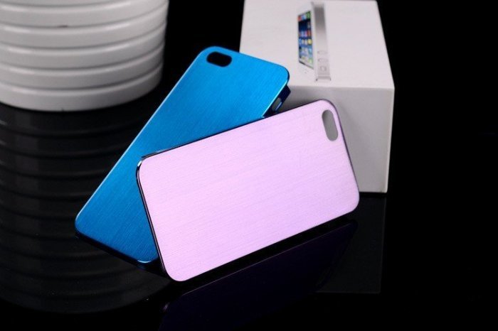Металлический чехол NewCase Ultra Thin розовый для iPhone 5/5S/SE Металлический чехол NewCase Ultra Thin розовый для iPhone 5/5S/SE