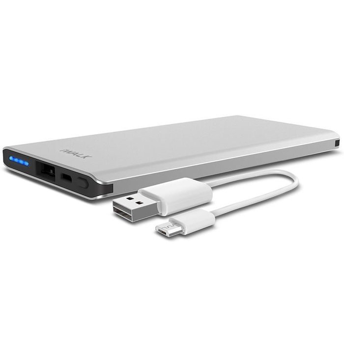 Внешний аккумулятор iWalk Chic 5000mAh серебристый Внешний аккумулятор iWalk Chic 5000mAh серебристый