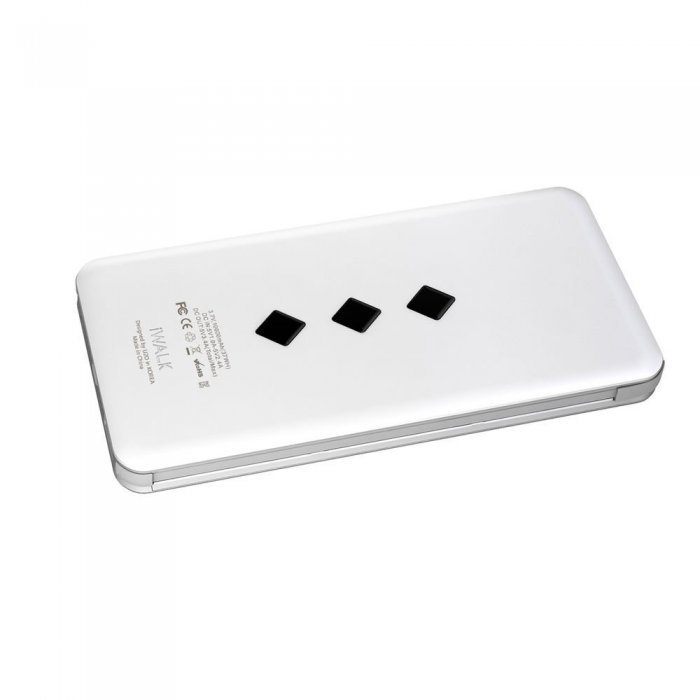 Внешний аккумулятор iWalk Extreme Trio 10,000mAh белый Внешний аккумулятор iWalk Extreme Trio 10,000mAh белый