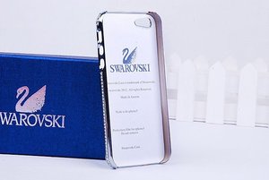 Чехол-накладка для Apple iPhone 5/5S - NewSH Swarovski Swan черный