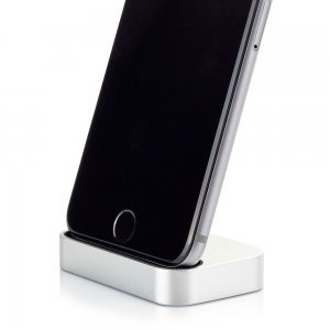 Док-станція для Apple iPhone 5/5C/5S/6/6S - Moizen Cabin Dock срібляста