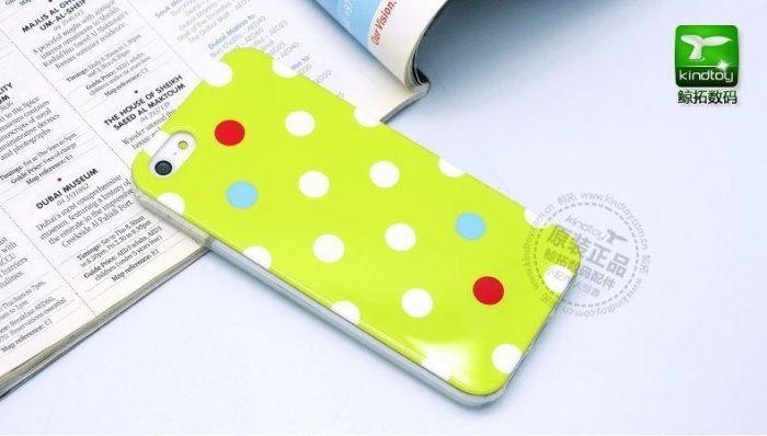 Чехол с рисунком Kindtoy зеленый для iPhone 5/5S/SE Чехол с рисунком Kindtoy зеленый для iPhone 5/5S/SE
