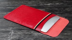 Чехол (карман) Coteetci Leather Bag для ноутбуков и планшетов диагональю 11" красный