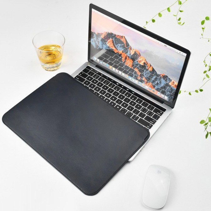 Чехол COTEetCI Ultra-thin PU черный для Macbook 13" Чехол COTEetCI Ultra-thin PU черный для Macbook 13"