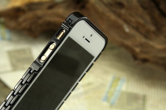 Бампер Knuckle черный для iPhone 5/5S/SE Бампер Knuckle черный для iPhone 5/5S/SE