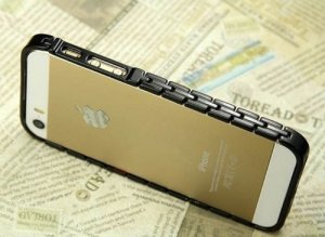 Бампер Knuckle черный для iPhone 5/5S/SE