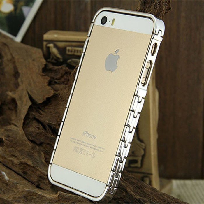 Бампер Knuckle серебристый для iPhone 5/5S/SE Бампер Knuckle серебристый для iPhone 5/5S/SE