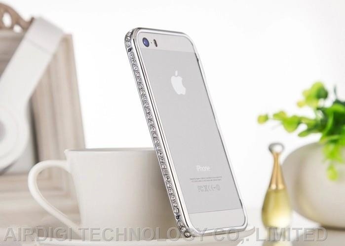 Бампер со стразами Diamond Crystal серебристый для iPhone 5/5S/SE Бампер со стразами Diamond Crystal серебристый для iPhone 5/5S/SE