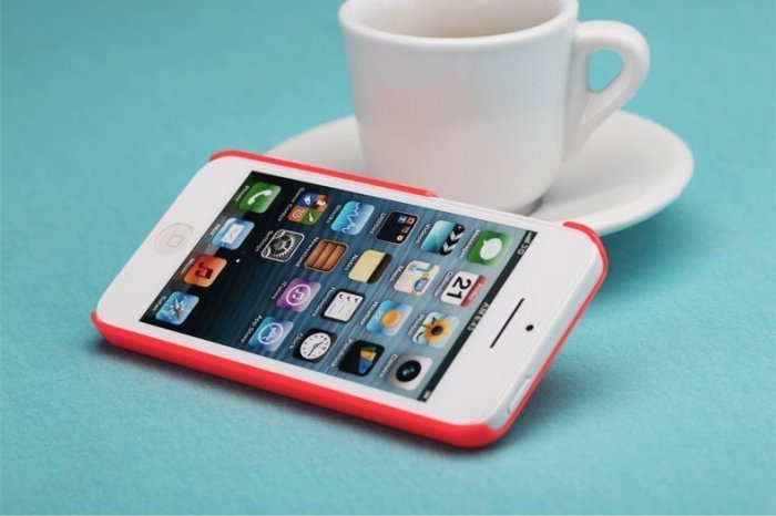 Пластиковый чехол ROCK Ethereal красный для iPhone 5C