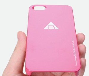 Пластиковый чехол ROCK New Naked розовый для iPhone 5/5S/SE