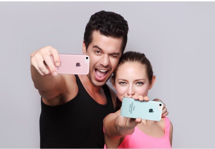 Полупрозрачный чехол ROCK Texture красный для iPhone 5C