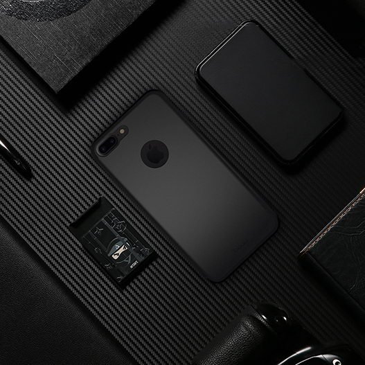 Захисний чохол iBacks Essence Aluminum чорний для iPhone 7 Plus Захисний чохол iBacks Essence Aluminum чорний для iPhone 7 Plus