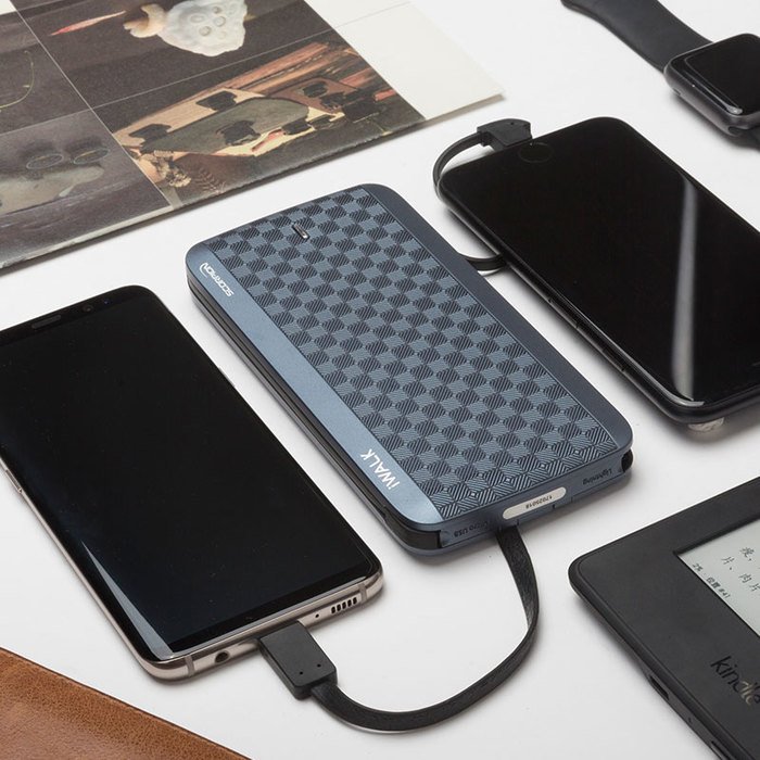 Внешний аккумулятор iWalk Scorpion 12000mAh синий (уценка L)