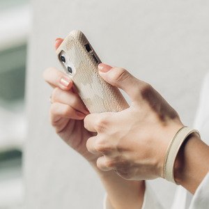 Moshi Altra Slim Case with Wrist Strap Sahara Beige для iPhone 12 mini (99MO117306)