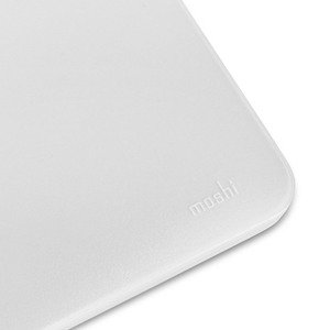 Moshi Ultra Slim Case iGlaze Stealth Clear для MacBook Pro 13" 2020 (99MO124902)