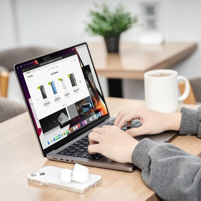 Захисна плівка для екрану Switcheasy EasyVision прозора для Macbook Air 15" (SMBA15055TR23) Захисна плівка для екрану Switcheasy EasyVision прозора для Macbook Air 15" (SMBA15055TR23)
