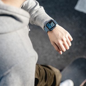 Чехол Switcheasy Odyssey синий для Apple Watch 4/5/6/SE 44mm (GS-107-52-114-13)
