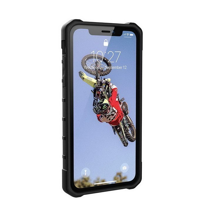 Противоударный чехол UAG Pathfinder чёрный для iPhone XR