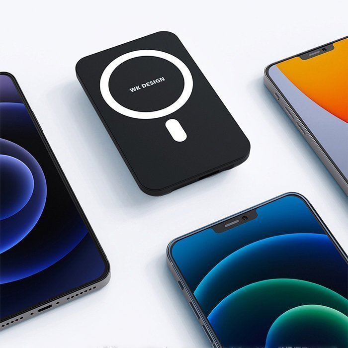 Беспроводной повербанк WK Design Magnet 5000mAh Wireless Power Bank (WP-215) черный Беспроводной повербанк WK Design Magnet 5000mAh Wireless Power Bank (WP-215) черный
